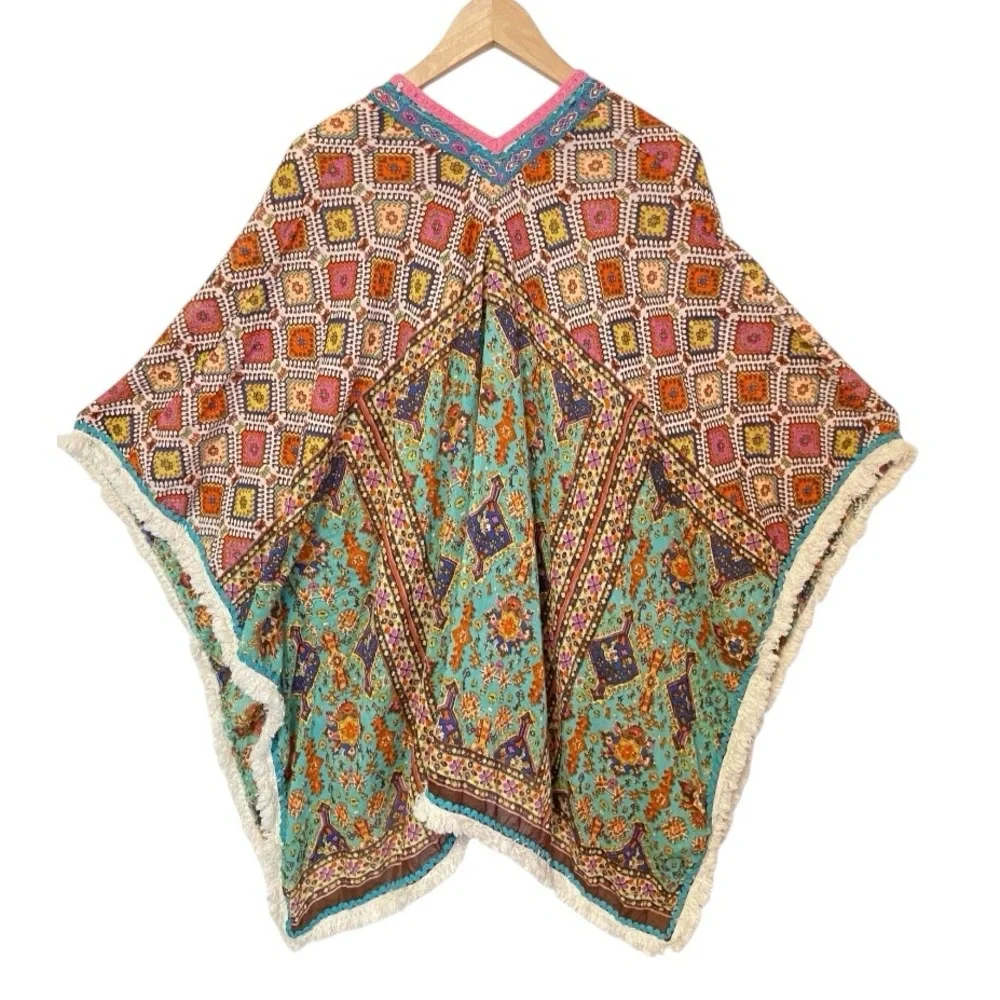 Miss Terre Boho Poncho/ShawlTop M/L Embellished  Cotton Fringe Festival Hippie - Picture 3 of 10